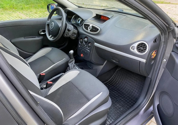Renault Clio cena 18500 przebieg: 116100, rok produkcji 2011 z Ryki małe 79